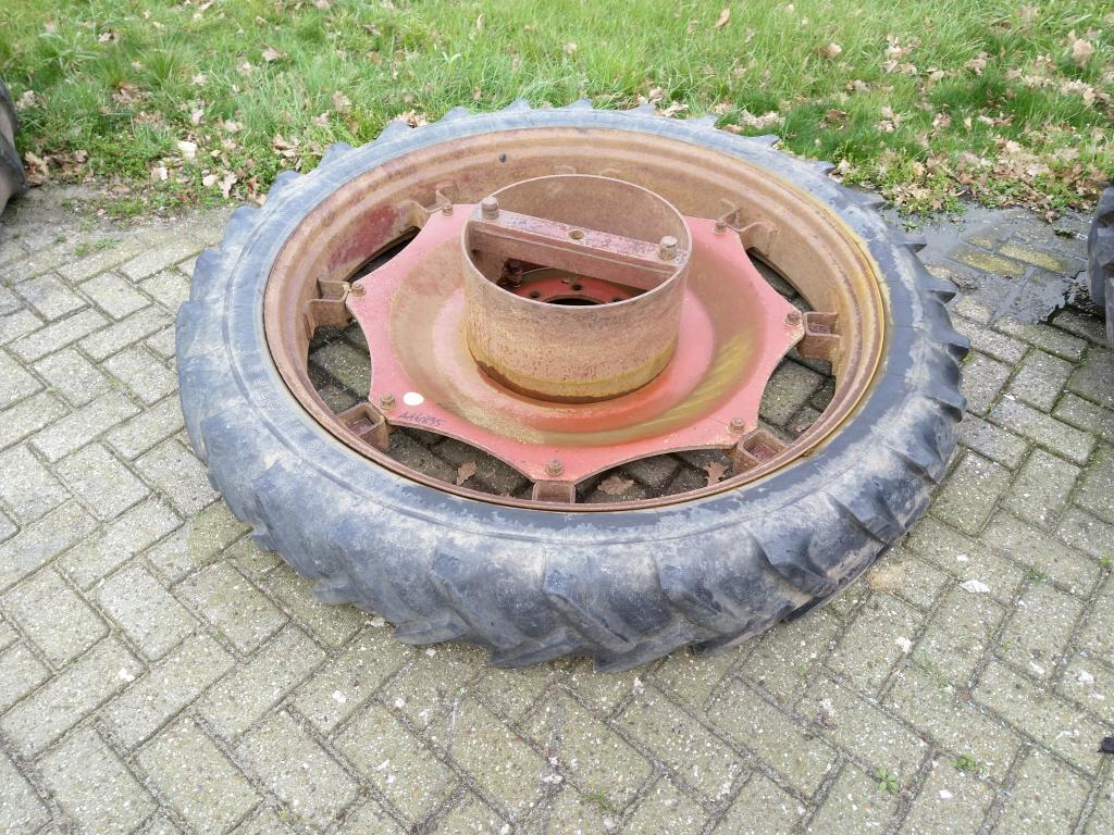 9.5 - 48 Michelin band met velg, Zakelijke goederen, Agrarisch | Onderdelen | Banden, Velgen en Assen, Niet ingevuld, Niet ingevuld