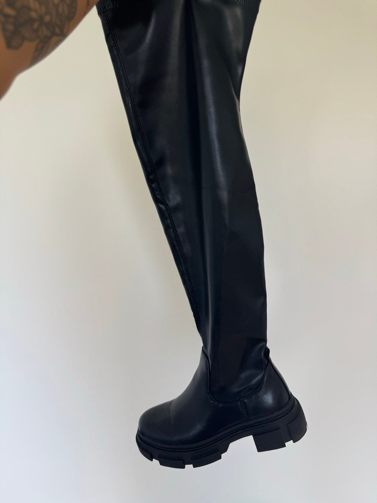 Zwarte Overknee Laarzen met Chunky Zool, Ophalen, Hoge laarzen, Zwart, Nieuw