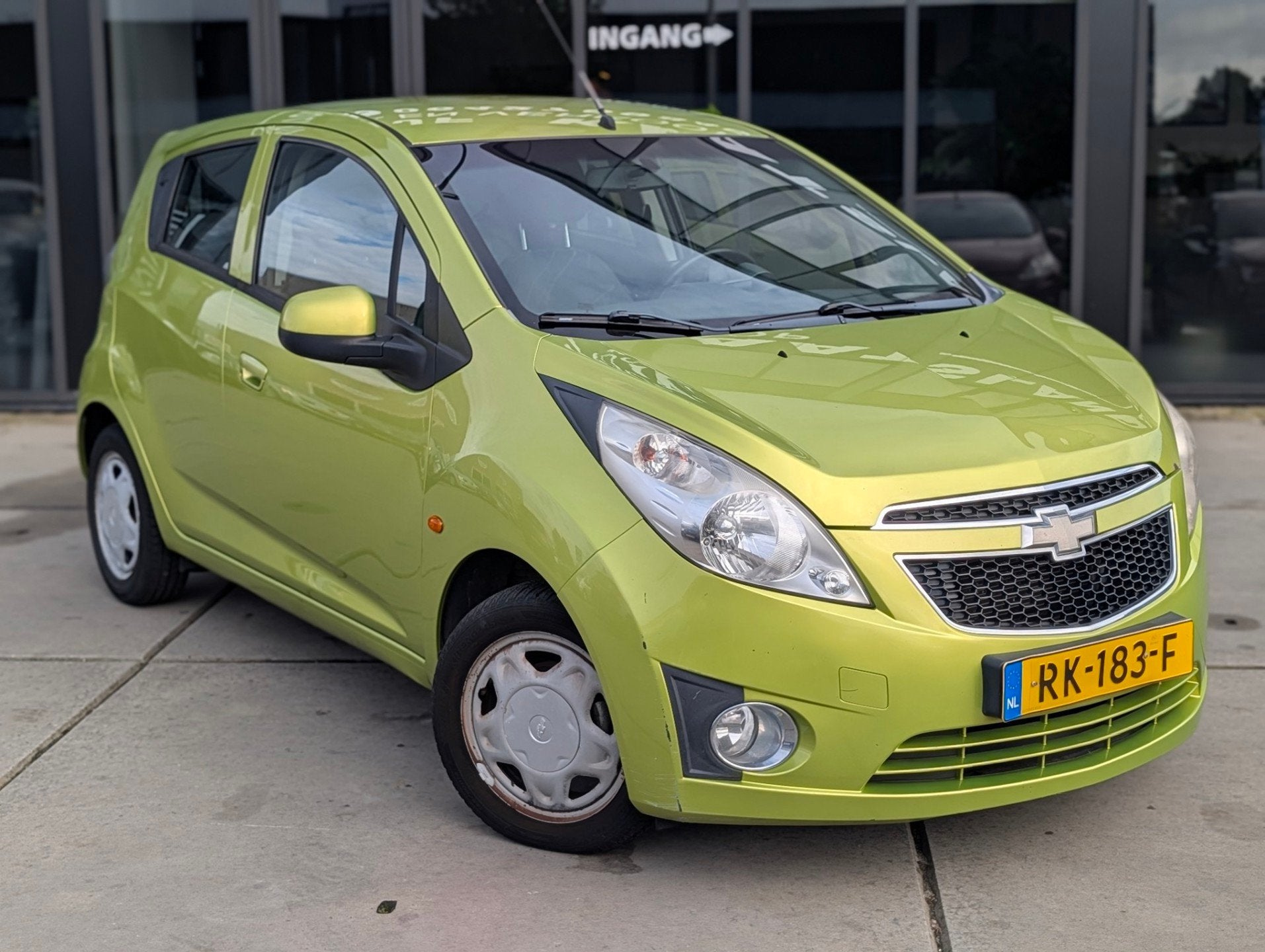 Chevrolet Spark 1.0 16V LS - Airco - leuke auto !, Auto's, Voorwielaandrijving, Stof, Gebruikt, Zwart