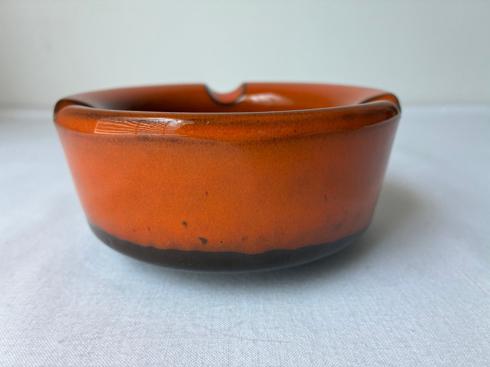 Vintage oranje asbak van keramiek, Ophalen of Verzenden