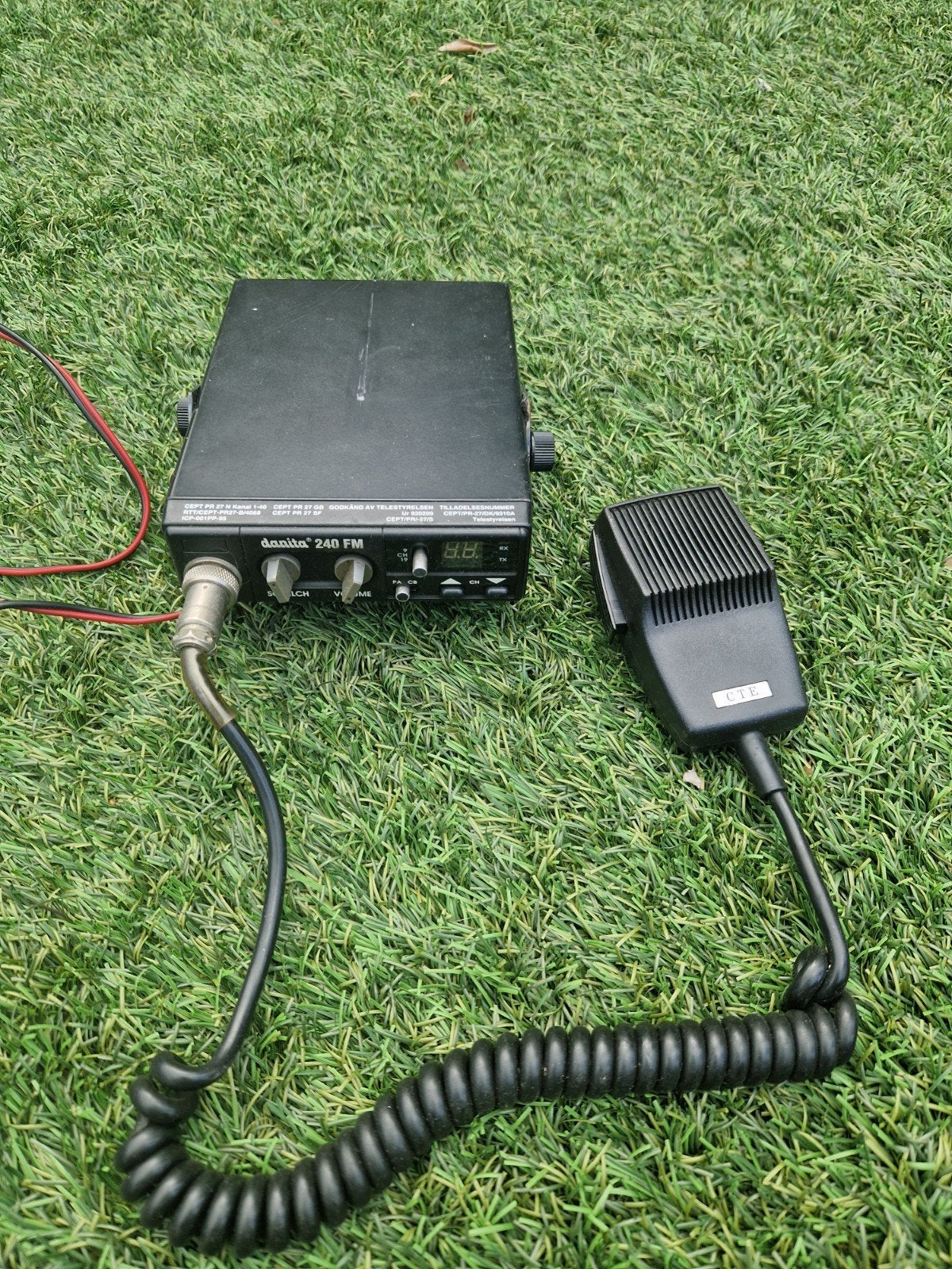 Danita 240 FM CB-radio met microfoon, Ophalen of Verzenden