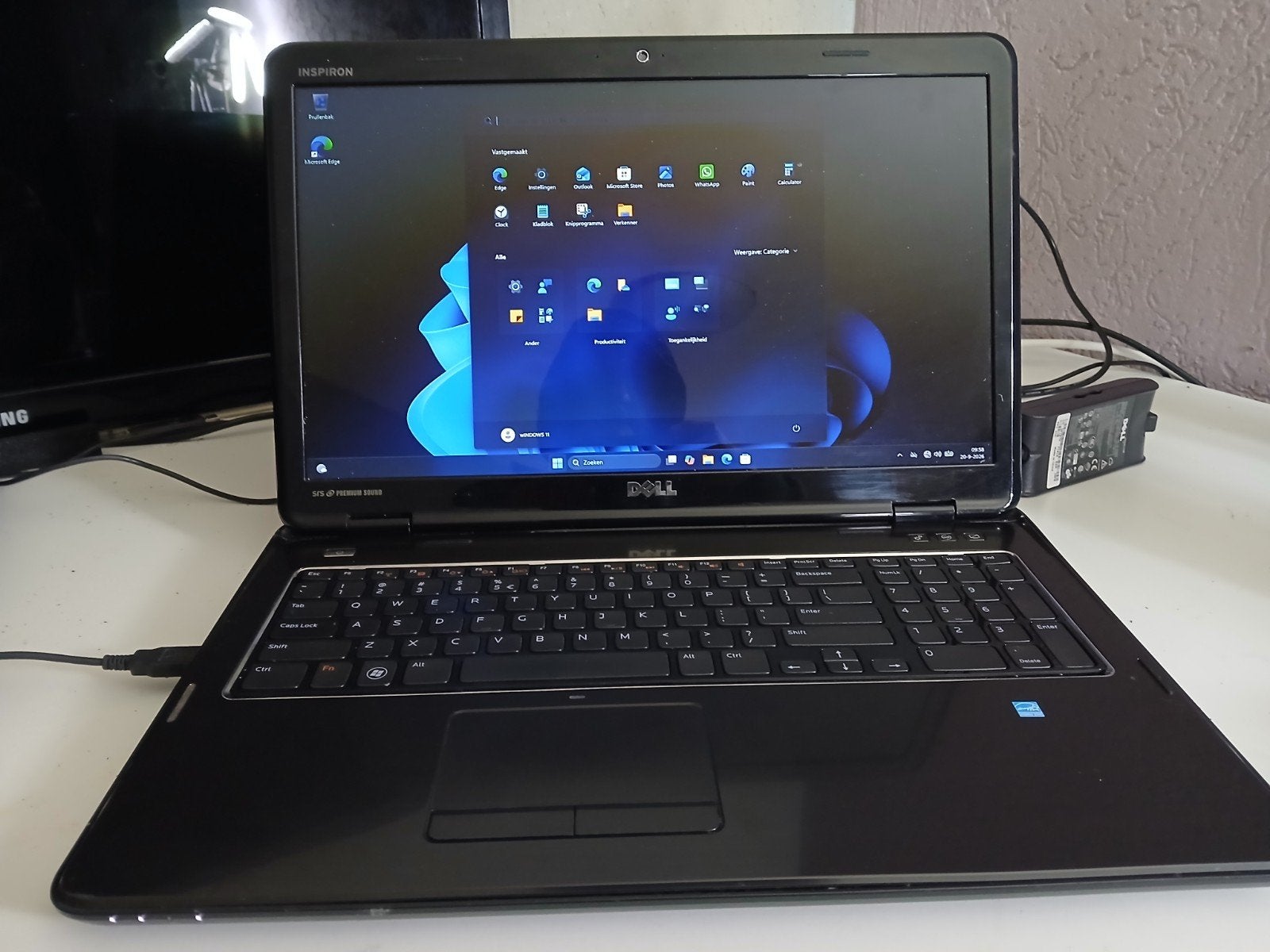 Nette 17" Dell Inspiron 7110 Windows 11 SSD, Ophalen, 2 tot 3 Ghz, Zo goed als nieuw, SSD