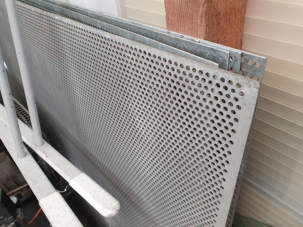Te koop geperforeerde platen, Doe-het-zelf en Verbouw, Platen en Panelen, Ophalen of Verzenden