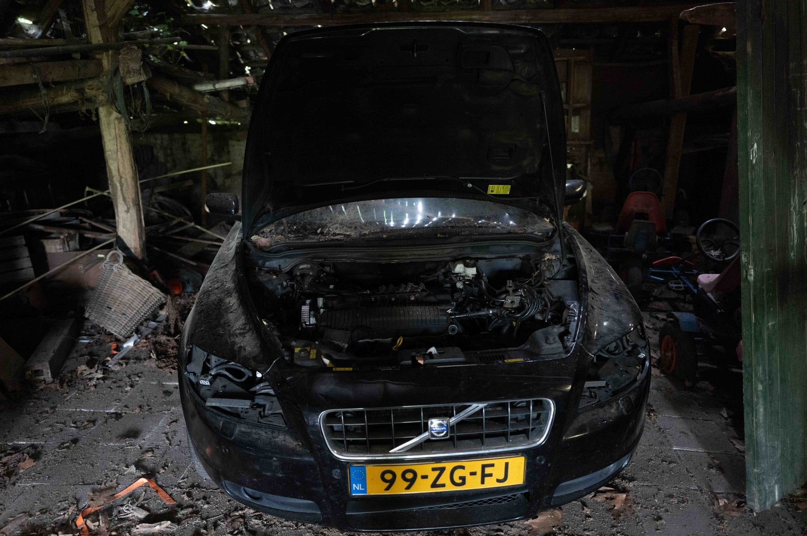 Volvo C70 2006b voor sloop of hobby opknappen, Auto-onderdelen, Ophalen of Verzenden, Volvo