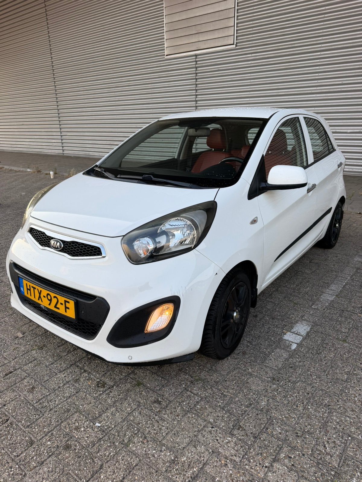 Kia Picanto 1.0 Cvvt 5-DRS 2013 Wit, Auto's, Kia, Voorwielaandrijving, 400 kg, Wit, Leder