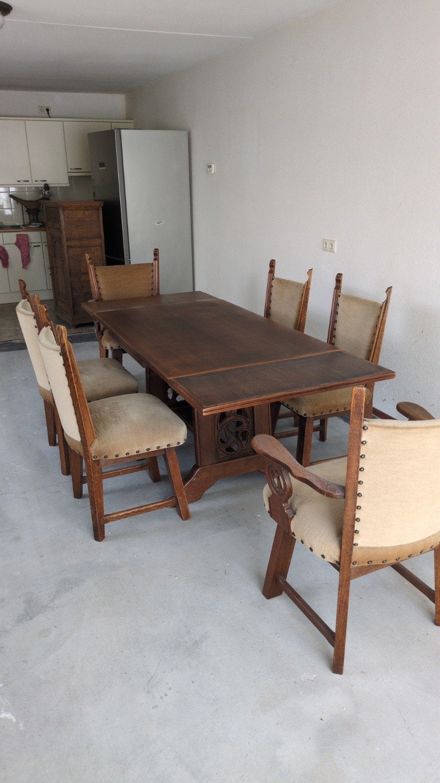 kloostertafel eiken uittrekbaar tot ruime 6 persoons eethoek, Ophalen, Gebruikt, Minder dan 5 m², Overige typen