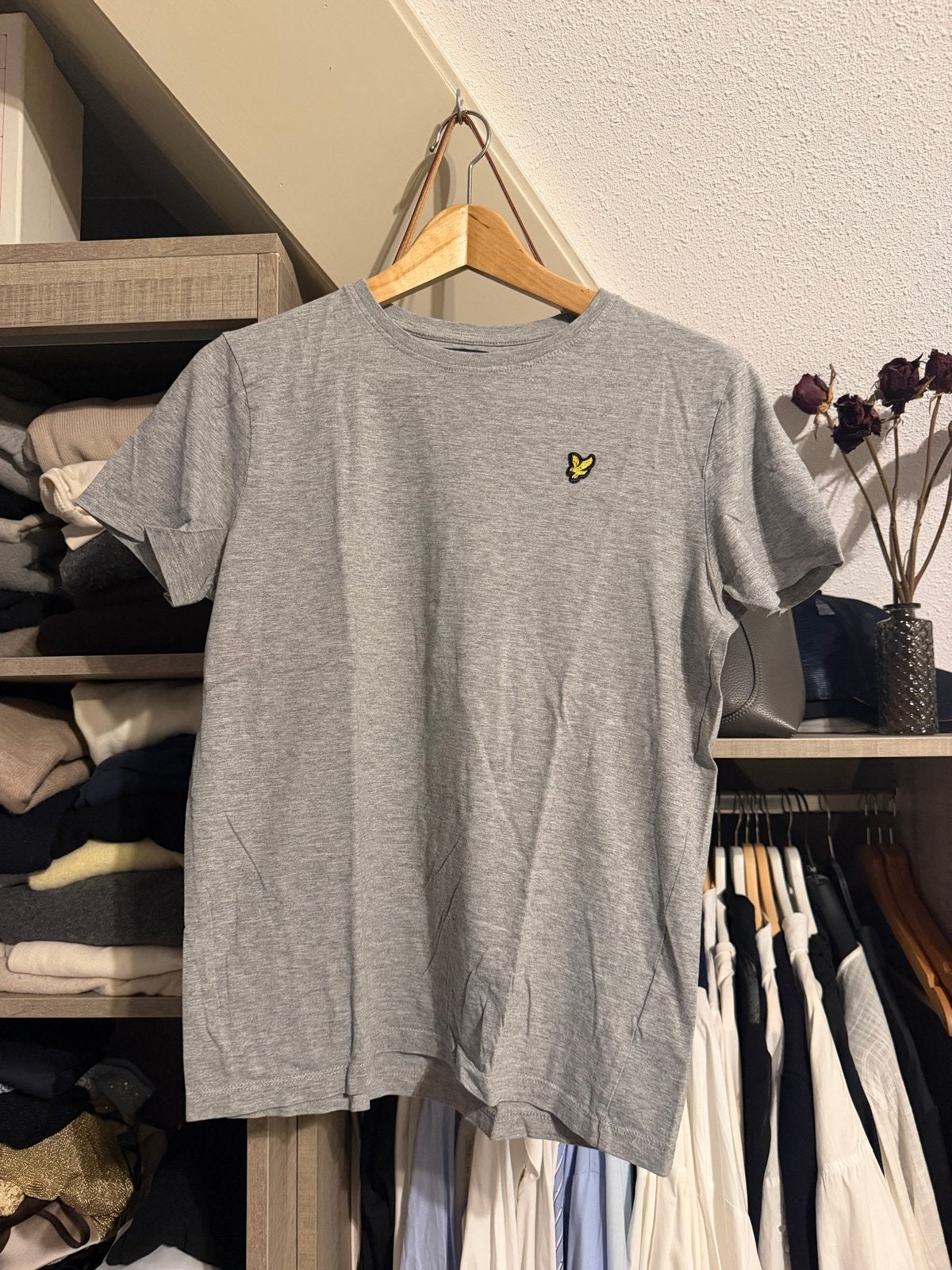 Lyle & Scott Junior T-shirt Grijs Maat 15/16 Jaar, Ophalen of Verzenden, Zo goed als nieuw, Jongen of Meisje, Shirt of Longsleeve