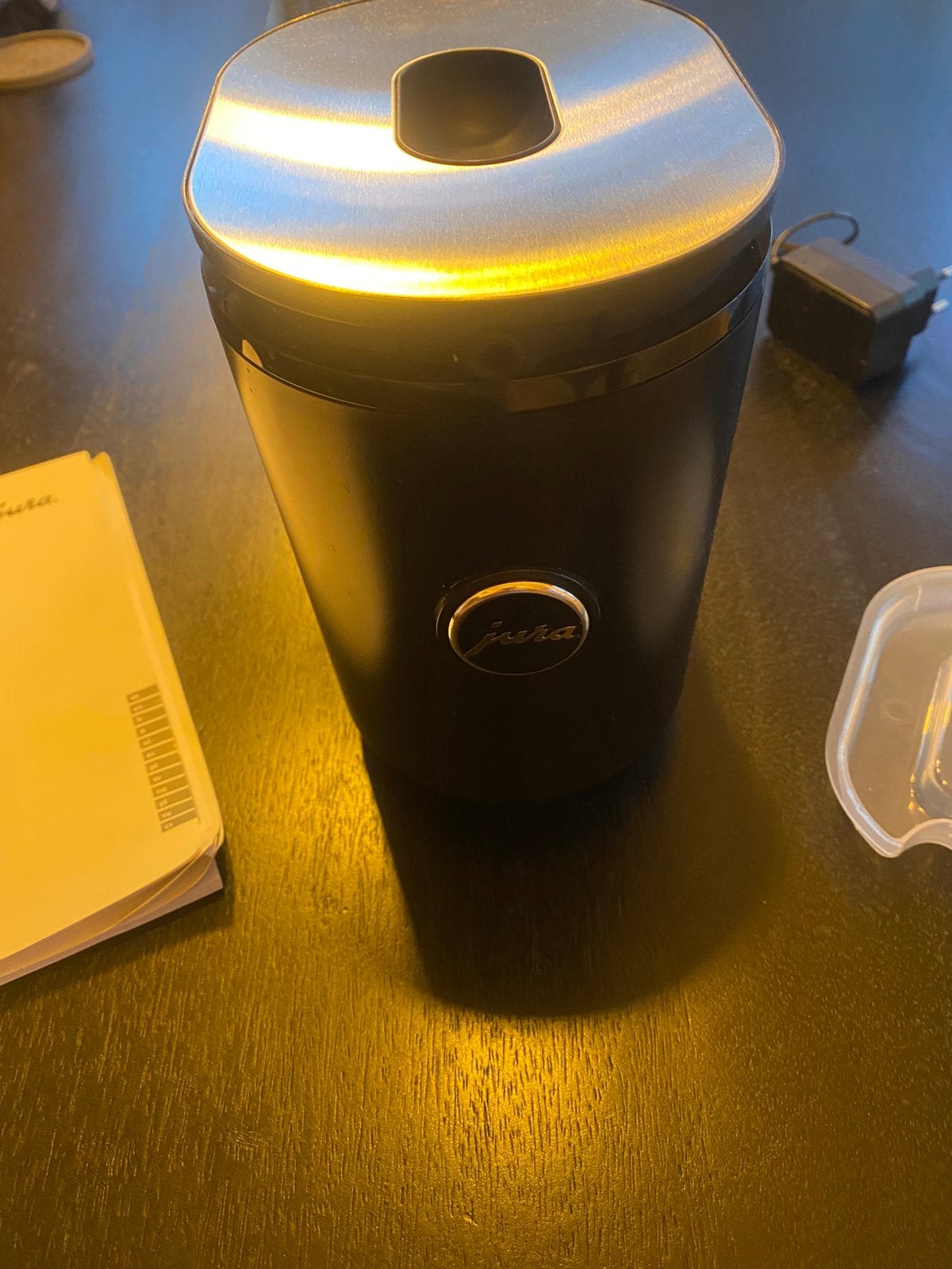 Jura cool control 0,6 liter(BE), 10 kopjes of meer, Ophalen, Zo goed als nieuw, Koffiemachine