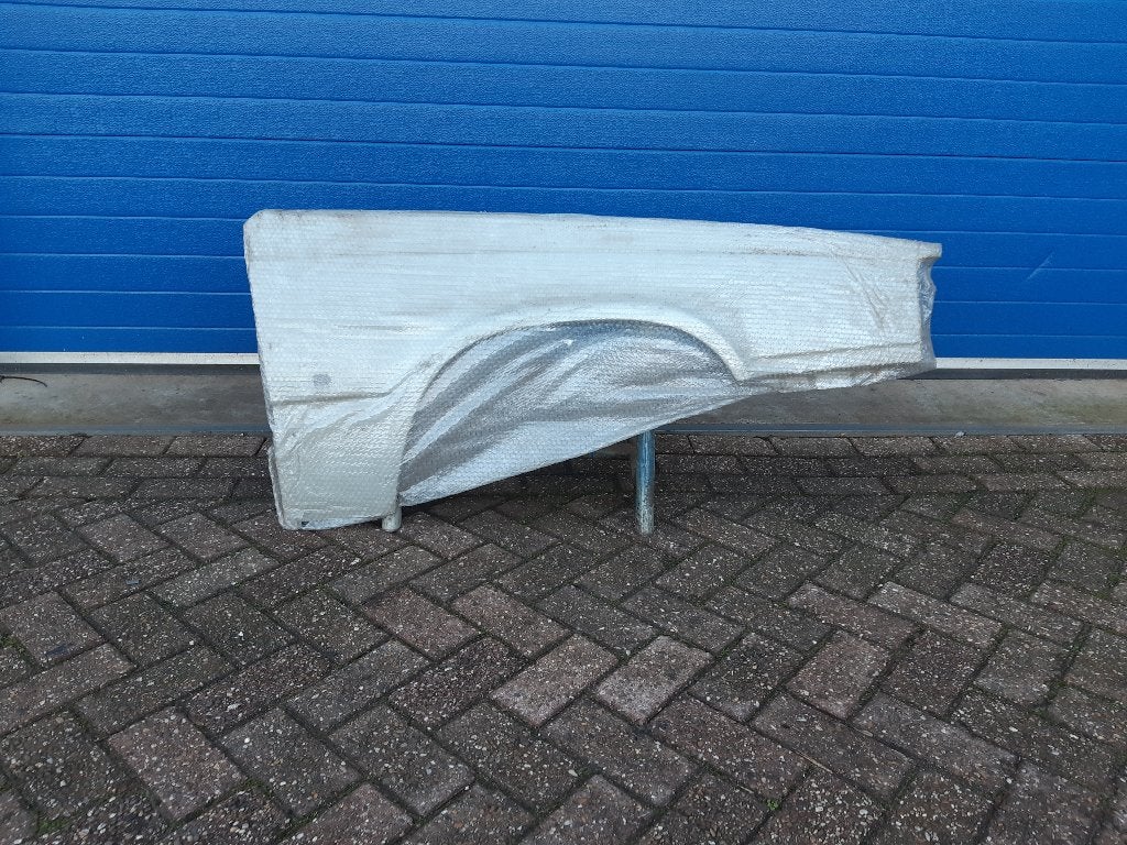 Volvo 740 spatbord rechtsvoor NOS, Auto-onderdelen, Ophalen, Nieuw, Volvo, Spatbord