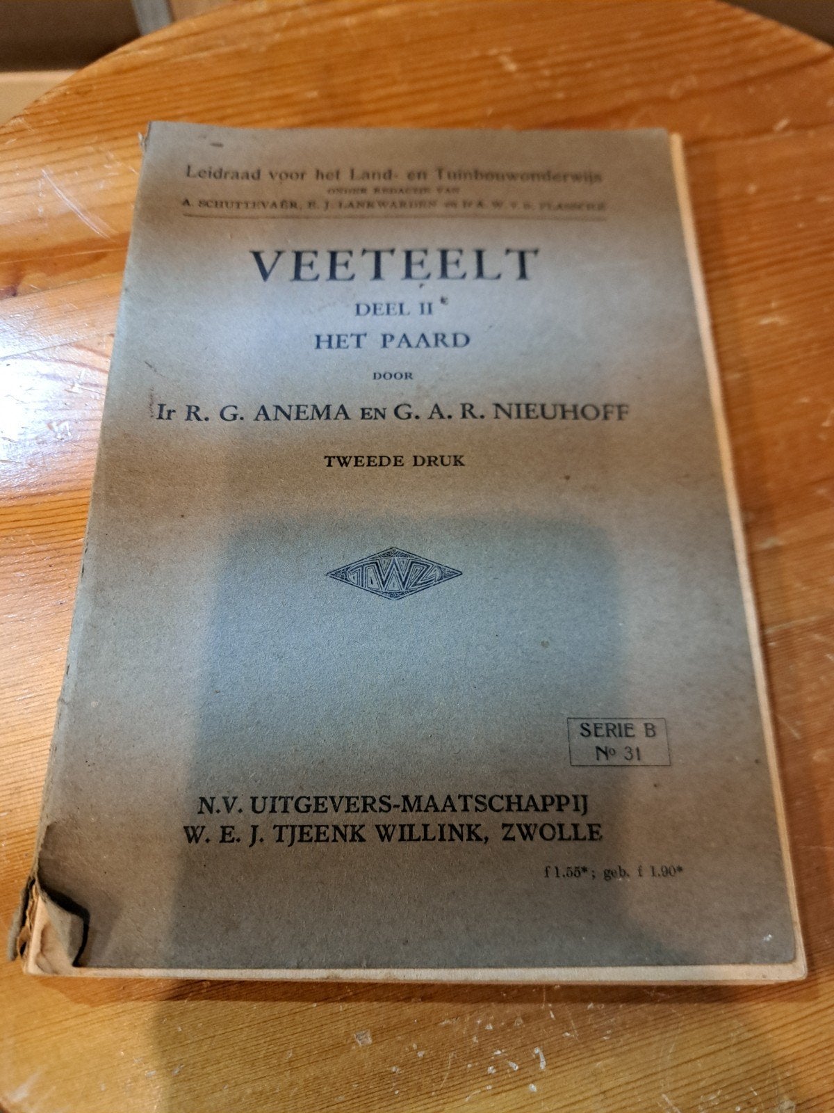 Paarden veeteelt boerderij vintage, Boeken, Ophalen of Verzenden, Zo goed als nieuw, Paarden of Pony's