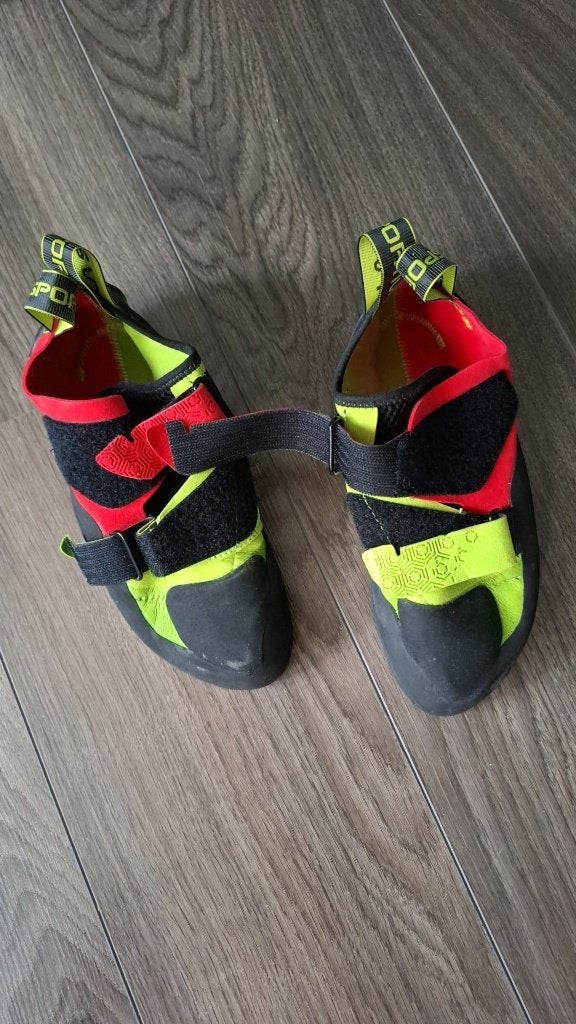La Sportiva Kubo maat 41, Sport en Fitness, Klimsport, Ophalen of Verzenden, Zo goed als nieuw, Klimsportschoenen