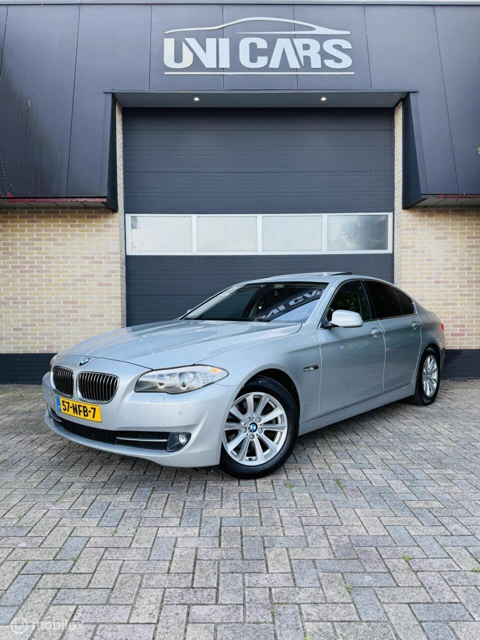 BMW 5-serie 523i High Executive|Opendak|Leder|Nette staat!, Euro 5, Achterwielaandrijving, Gebruikt, Zwart