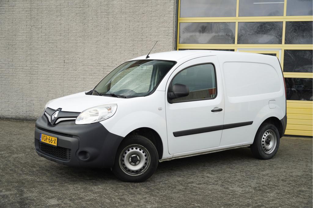 Renault Kangoo 1.5 Blue dCi 80 Comfort BJ2020 Pdc | Trekhaak, Voorwielaandrijving, Stof, Gebruikt, 4 cilinders