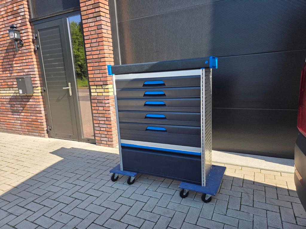 Sortimo bedrijfswagen inrichting bedrijfswageninrichting, Ophalen