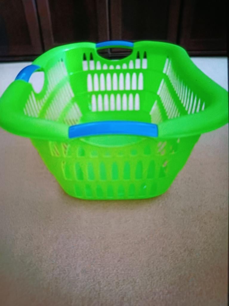 Groen/blauwe wasmand, Ophalen of Verzenden, Zo goed als nieuw, Rechthoekig