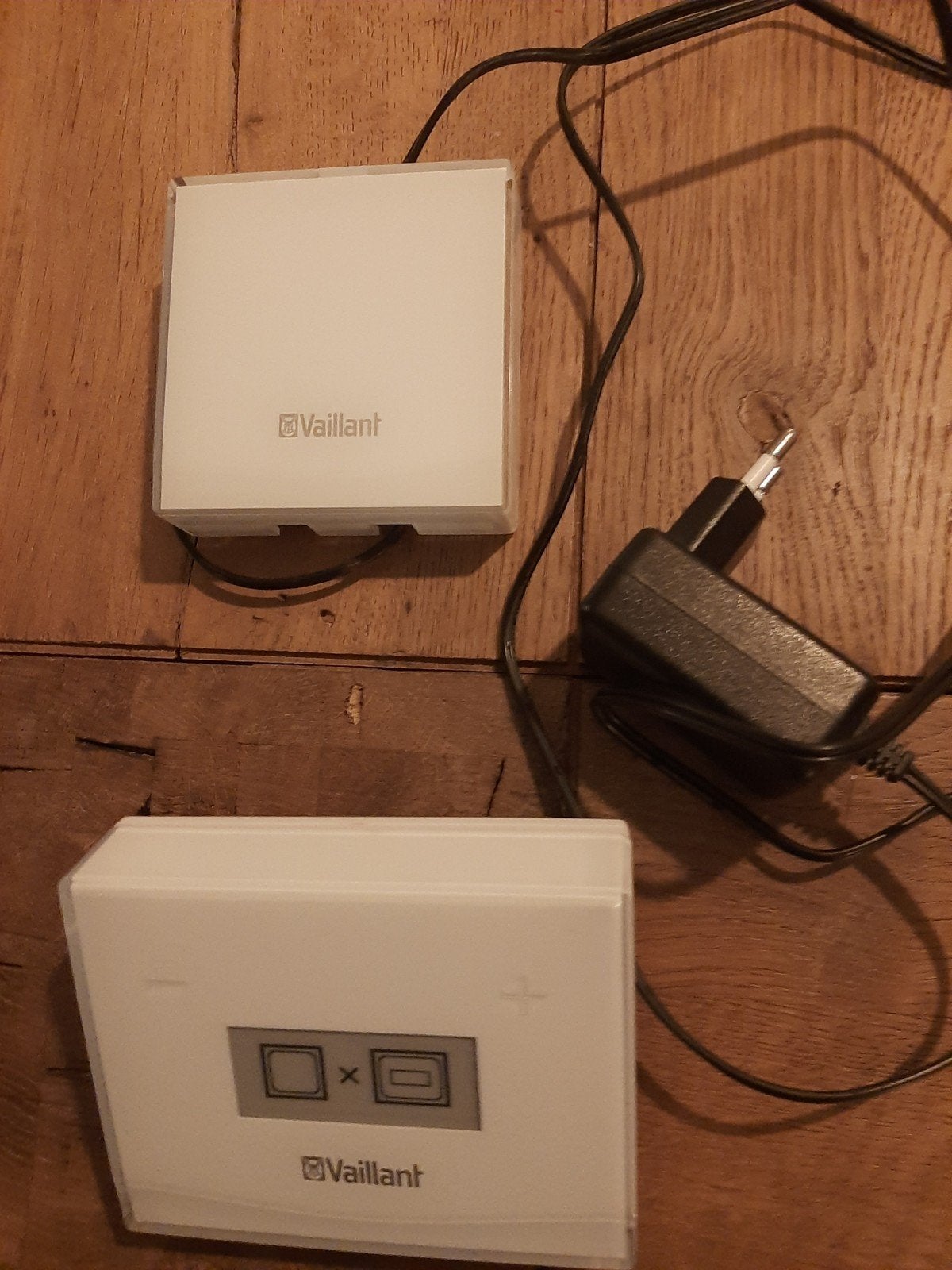 Vaillant Vsmart kamerthermostaat, Doe-het-zelf en Verbouw, Thermostaten, Ophalen of Verzenden, Slimme thermostaat