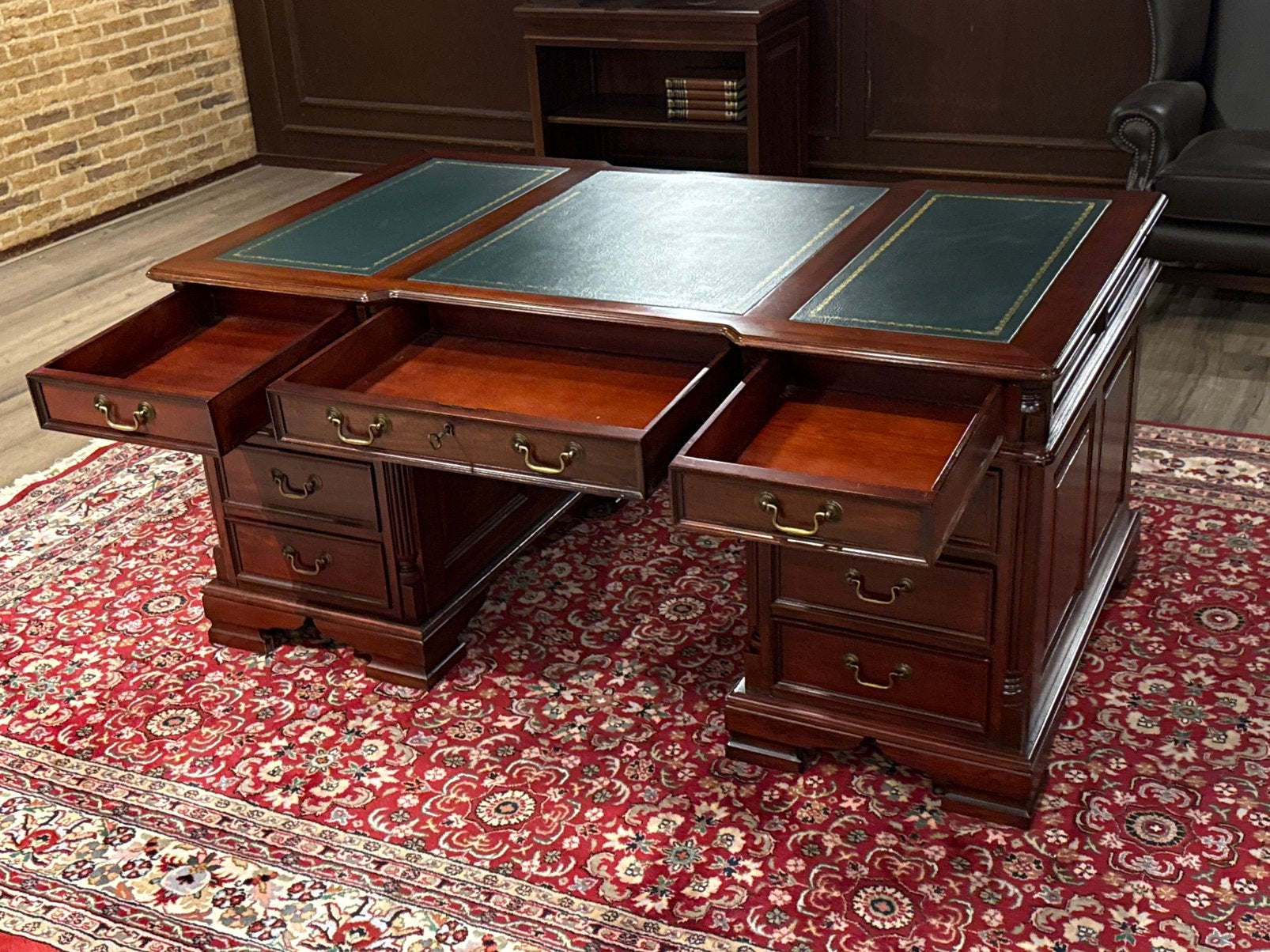 Klassiek Engels bureau #684, Overige typen, Hout, 93 cm, Bruin