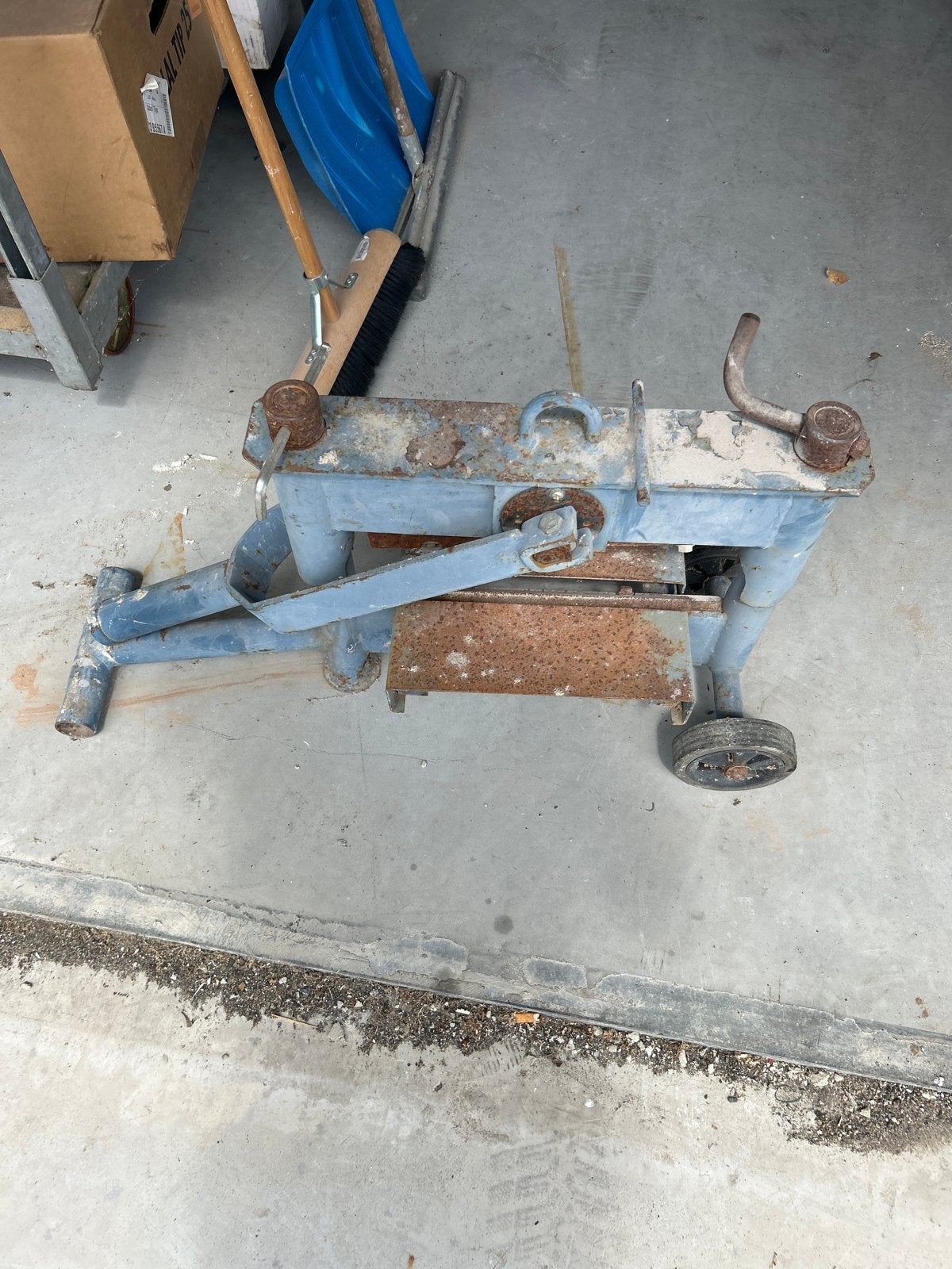Stenenknipper, Ophalen, Gebruikt