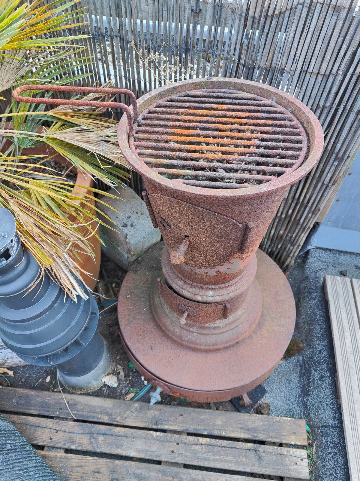 oude houtkachel met grill, Ophalen, Gebruikt