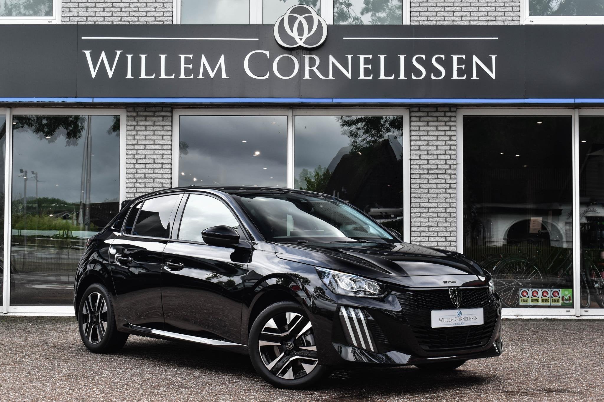 Peugeot 208 1.2 Hybrid 100 e-DCS6 Aut. Allure Camera Navi Ap, Dealer onderhouden, 1195 kg, Gebruikt, Euro 6