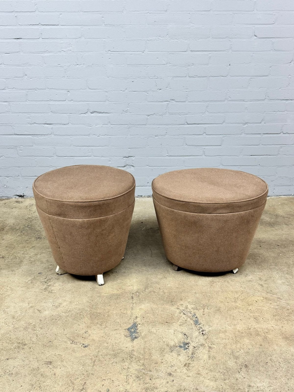Set vintage gestoffeerde poefjes, Minder dan 50 cm, Rond, Minder dan 50 cm, Ophalen of Verzenden