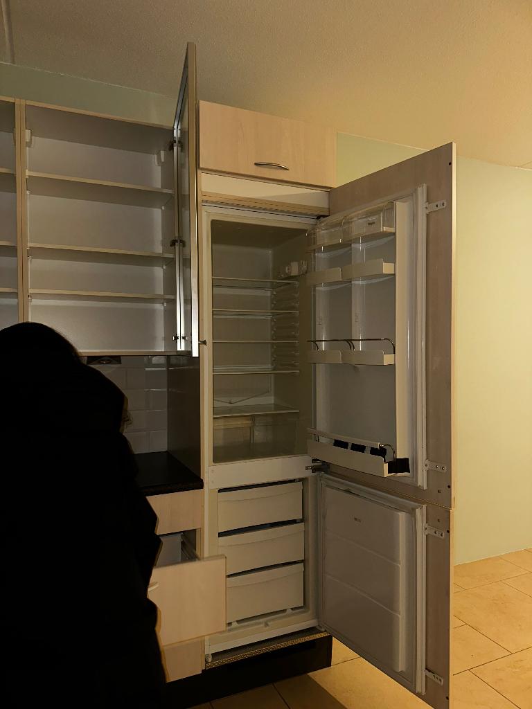 Vandaag weg! Complete keuken, Ophalen, Hoekkeuken, Zo goed als nieuw, Kunststof