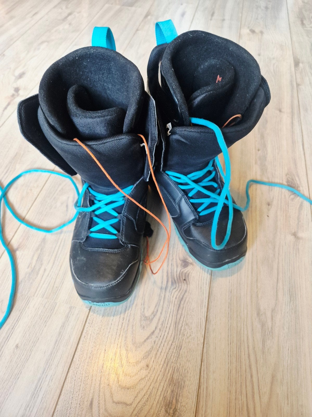 Snowboardschoenen ThirtyTwo US 9.0 (valt als 39-40), Sport en Fitness, Ophalen of Verzenden, Gebruikt, Schoenen