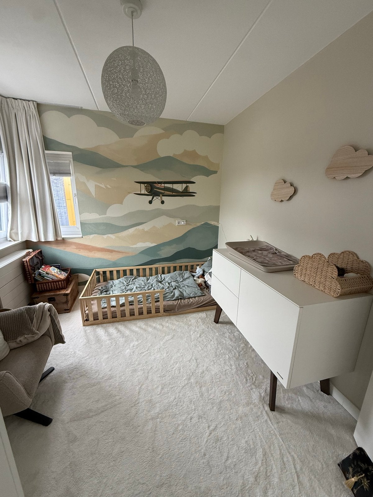 Kidsmill Sixties Commode met walnoot poten, Kinderen en Baby's, Gebruikt, 50 tot 70 cm, Ophalen of Verzenden, 100 cm of meer