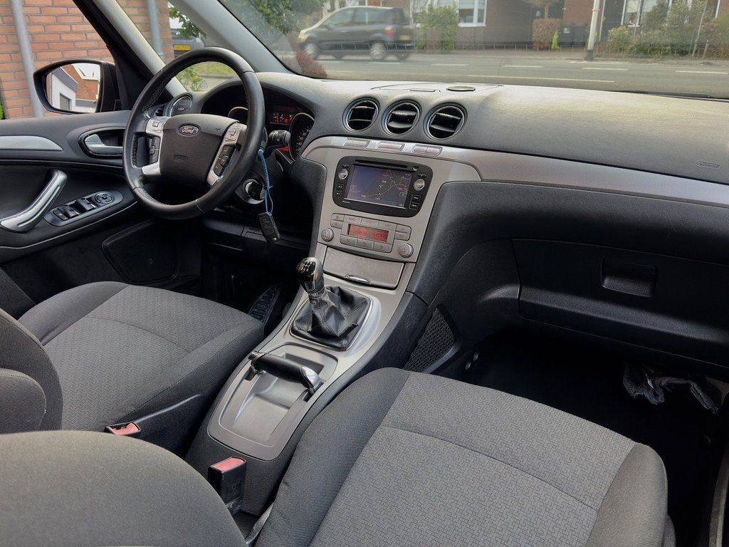 Ford Galaxy 2.0-16V 7PERSOONS TREND-LINE NAVI AIRCO LED TREK, Voorwielaandrijving, 145 pk, Gebruikt, 4 cilinders