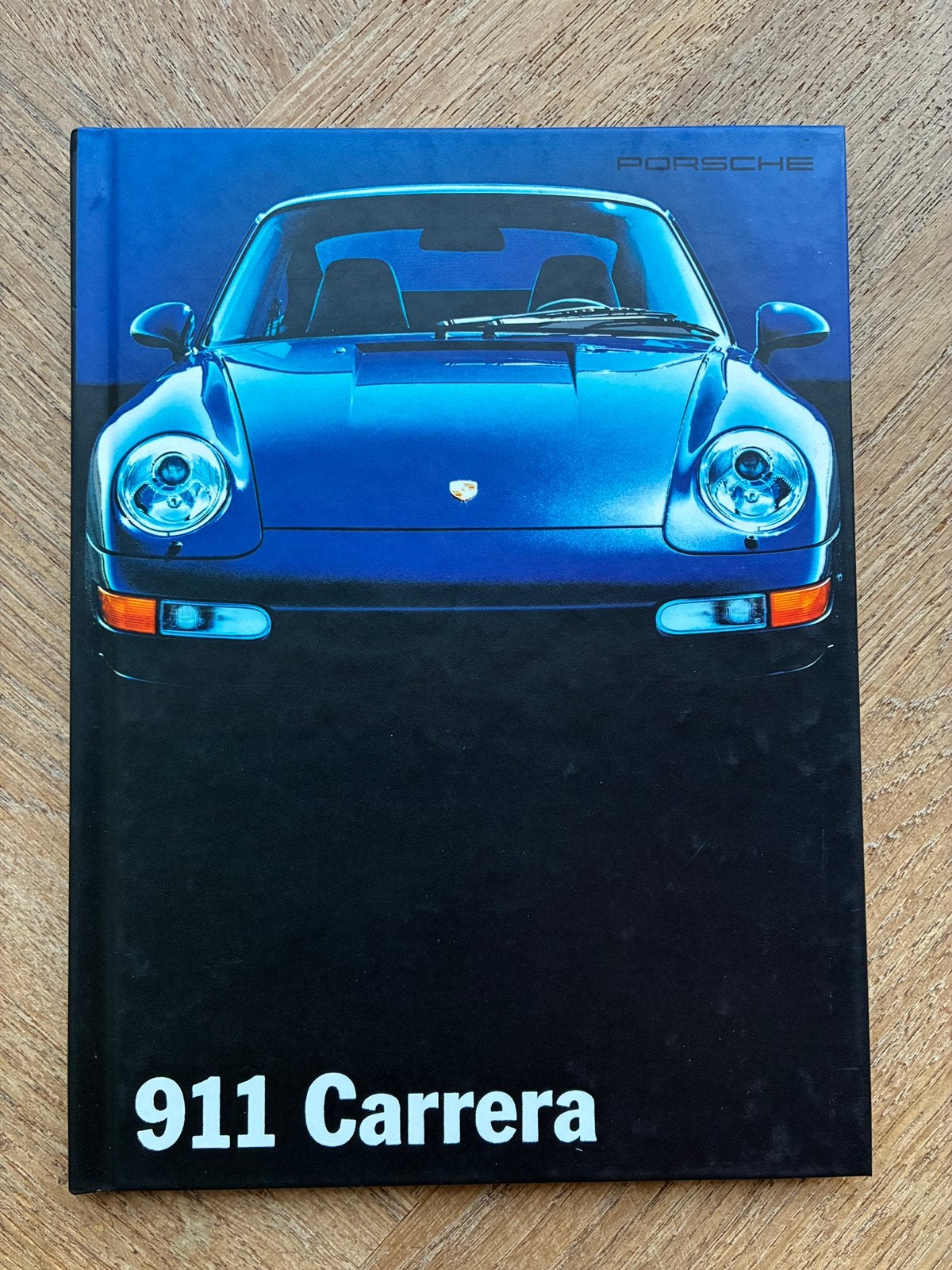Porsche 911 Carrera 993 hardcover brochure 7/94, Boeken, Verzenden, Zo goed als nieuw, Porsche