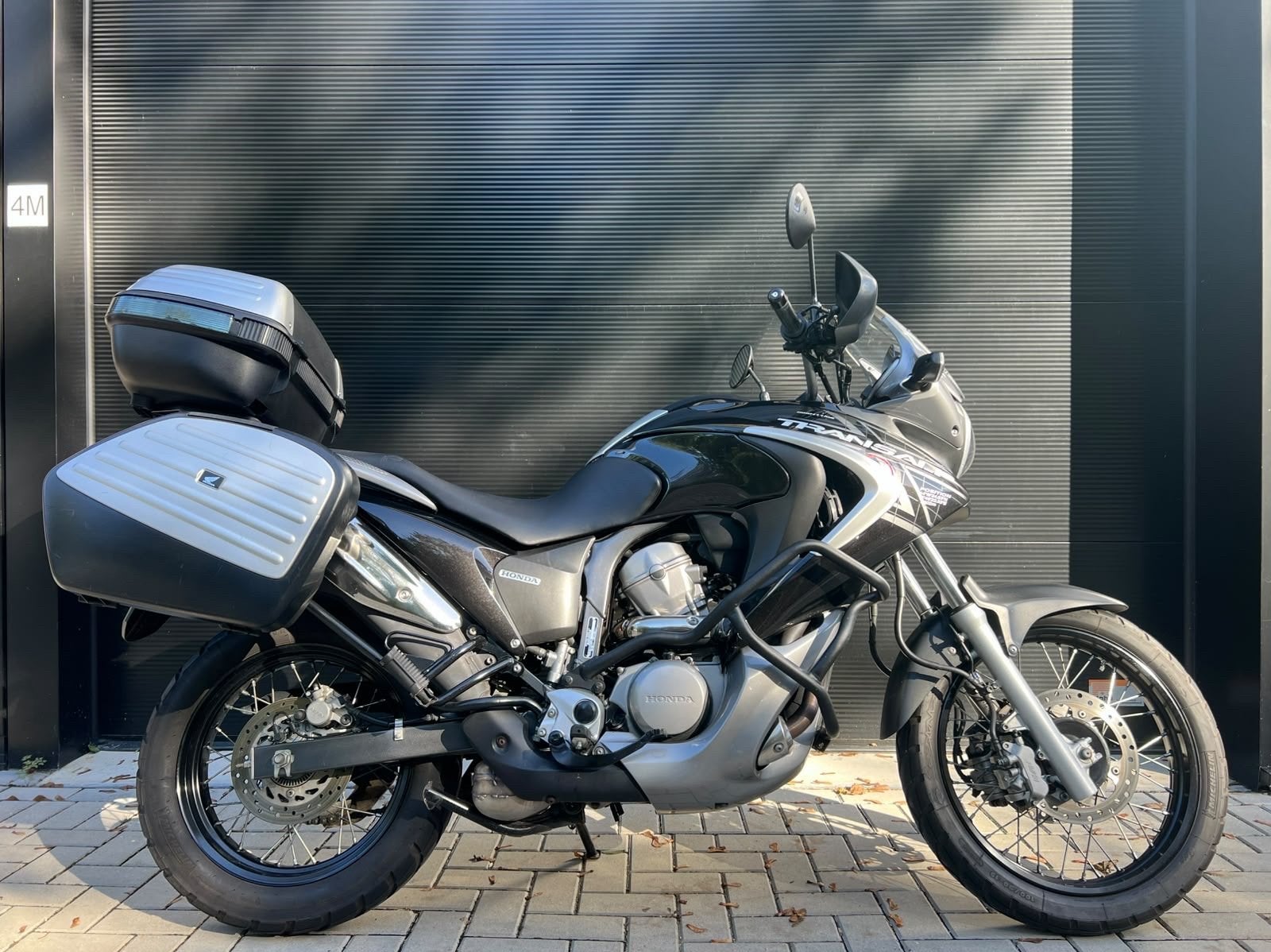 Honda Transalp XL700V ABS | 2009 | 21.788 km | Kofferset, Motoren, 2 cilinders, Motorrijbewijs A, Gebruikt, Particulier