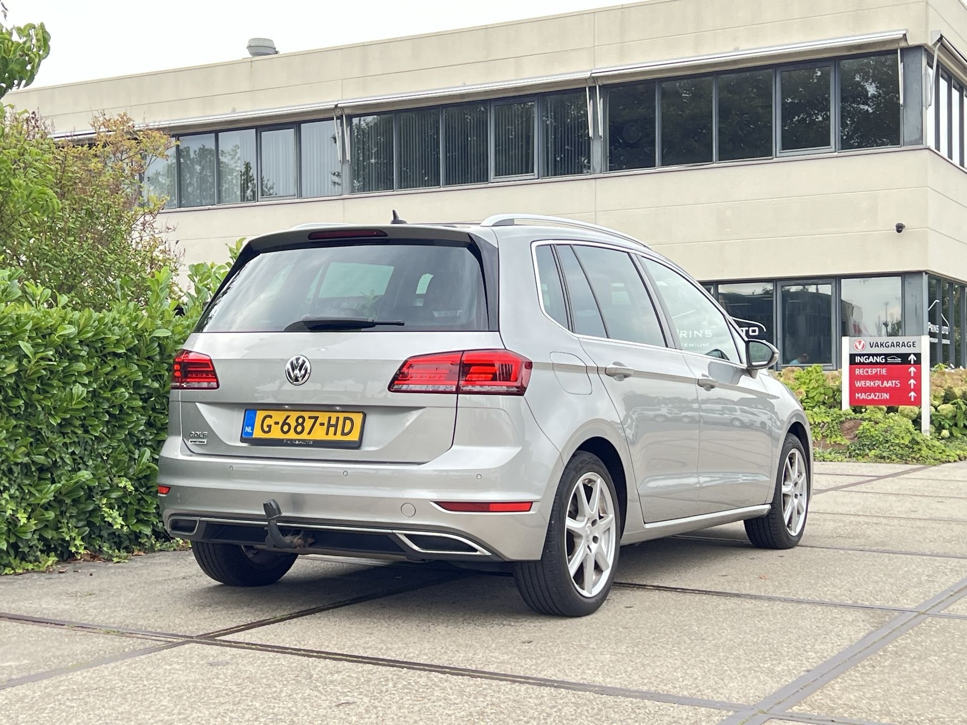 Volkswagen Sharan 2.0 TSI Highline |ELEKTR. STOEL|PANO|CAMER, Euro 5, Gebruikt, Zwart, 4 cilinders