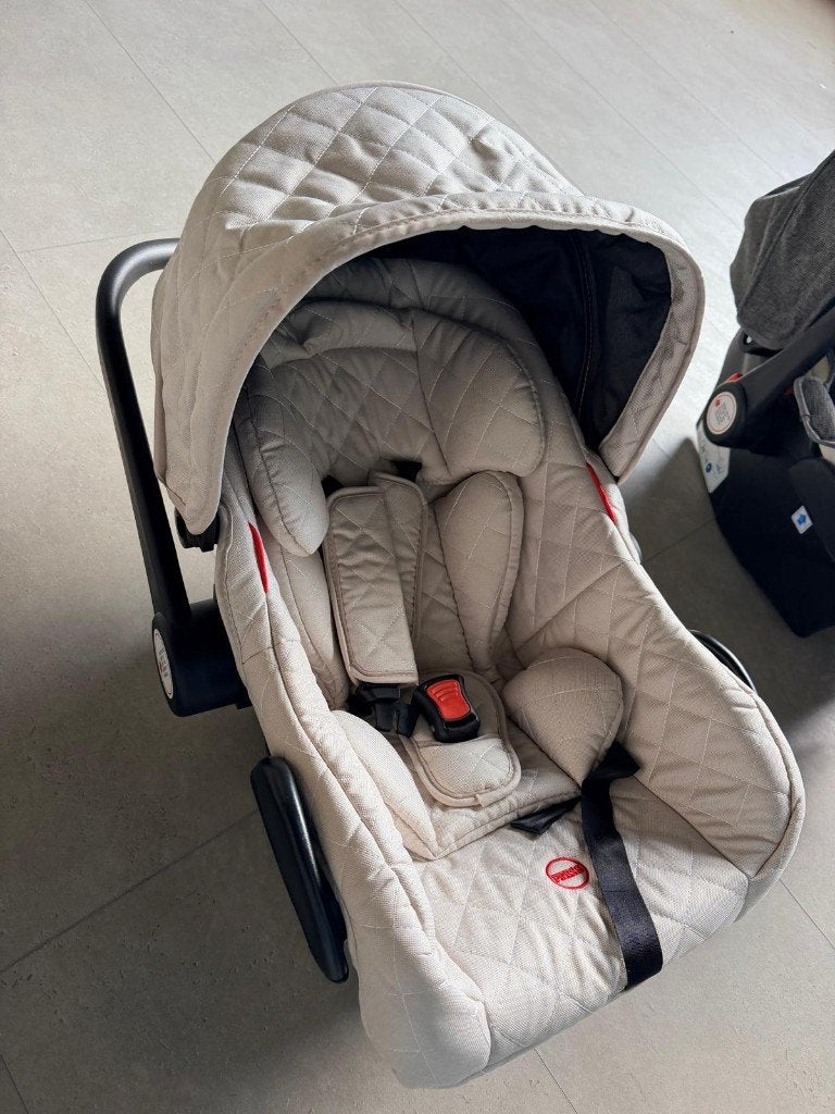 Baby autostoel - Beige / off white / grijzig, Overige merken, Autogordel, 15 t/m 36 kg, Nieuw