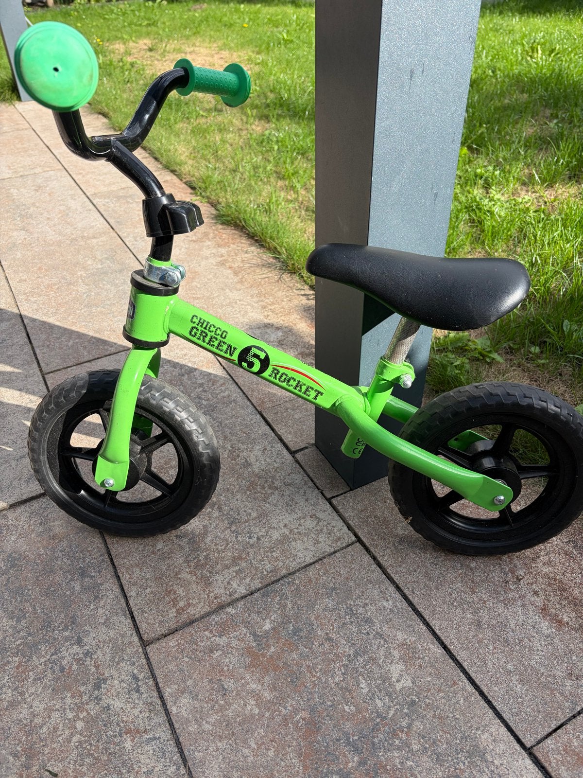 Chicco Green Rocket Loopfiets - Verstelbaar - 2-5 Jaar, Ophalen, Zo goed als nieuw, Minder dan 16 inch