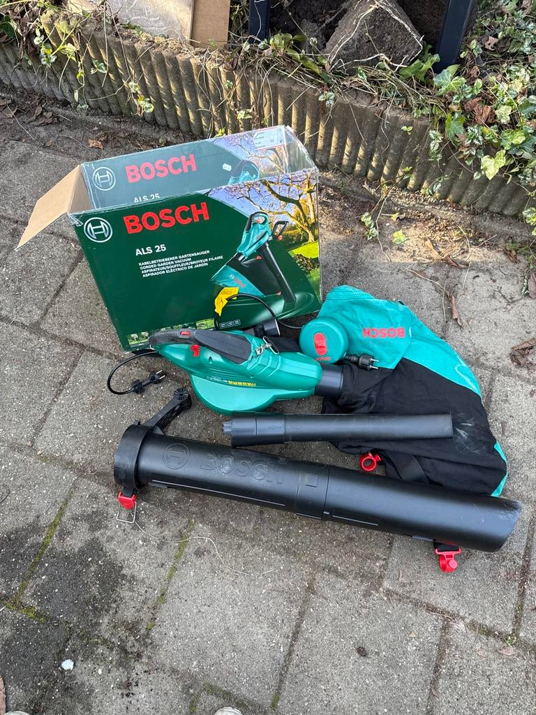 Bosch ALS 25 Elektrische Bladblazer/-zuiger met Versnipperaa, Tuin en Terras, Bladblazers, Ophalen, Handgedragen, Zo goed als nieuw