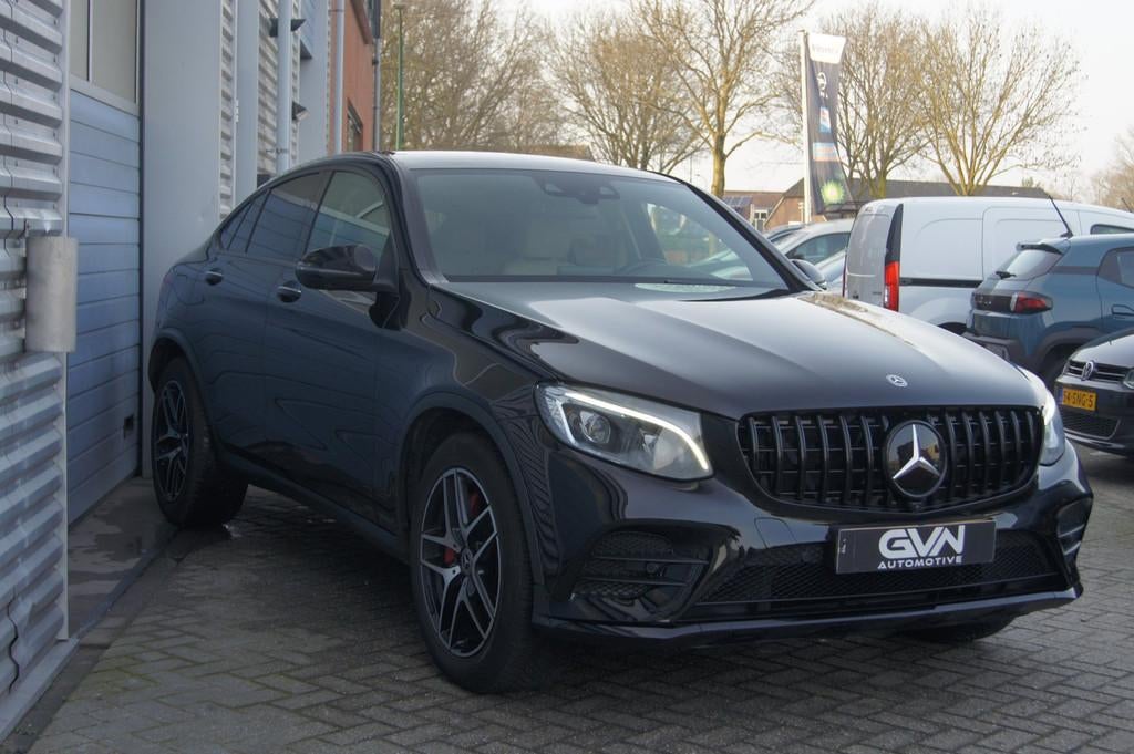 Mercedes-Benz GLC-klasse Coupé AMG Line |Burmester| 360 C, Auto's, Gebruikt, Euro 6, 4 cilinders, Zwart