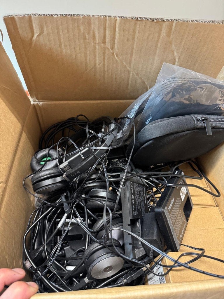 Gratis afhalen: Yealink telefoons met koptelefoons, Telecommunicatie, Ophalen, Gebruikt