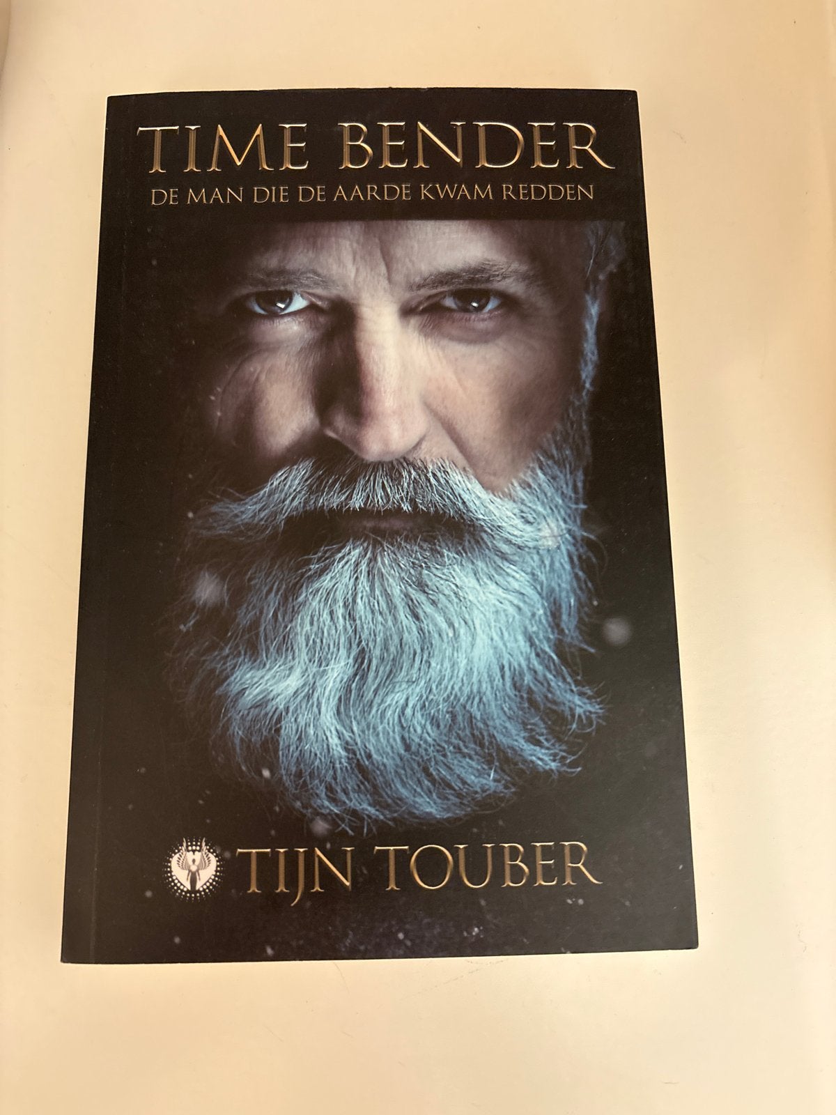Time Bender: De Man Die De Aarde Kwam Redden - Tijn Touber, Ophalen of Verzenden, Nieuw
