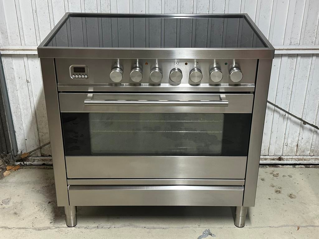 Boretti INDUCTIE fornuis | nieuw model | 300 graden oven, Ophalen, Zo goed als nieuw, Inductie, Vrijstaand