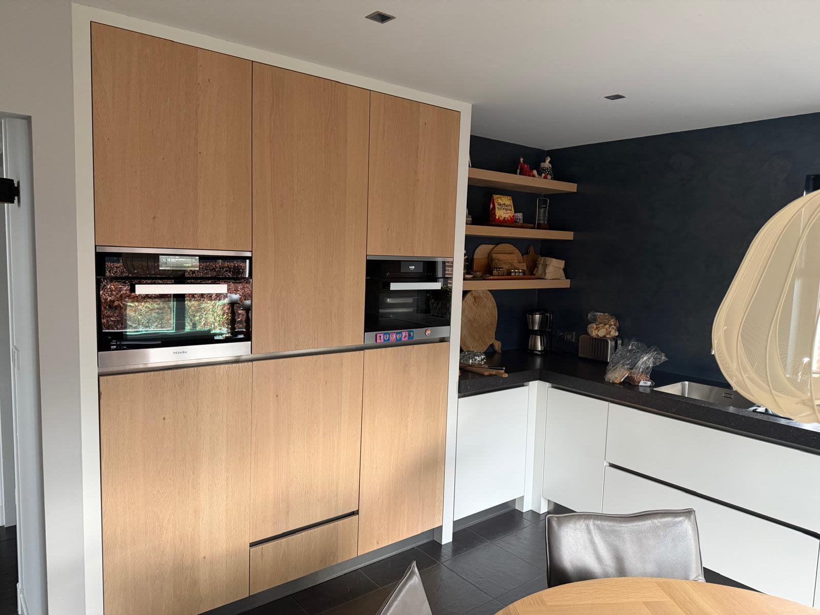 Keuken incl miele apparatuur, Ophalen, Zo goed als nieuw, Graniet of Steen, Hoekkeuken
