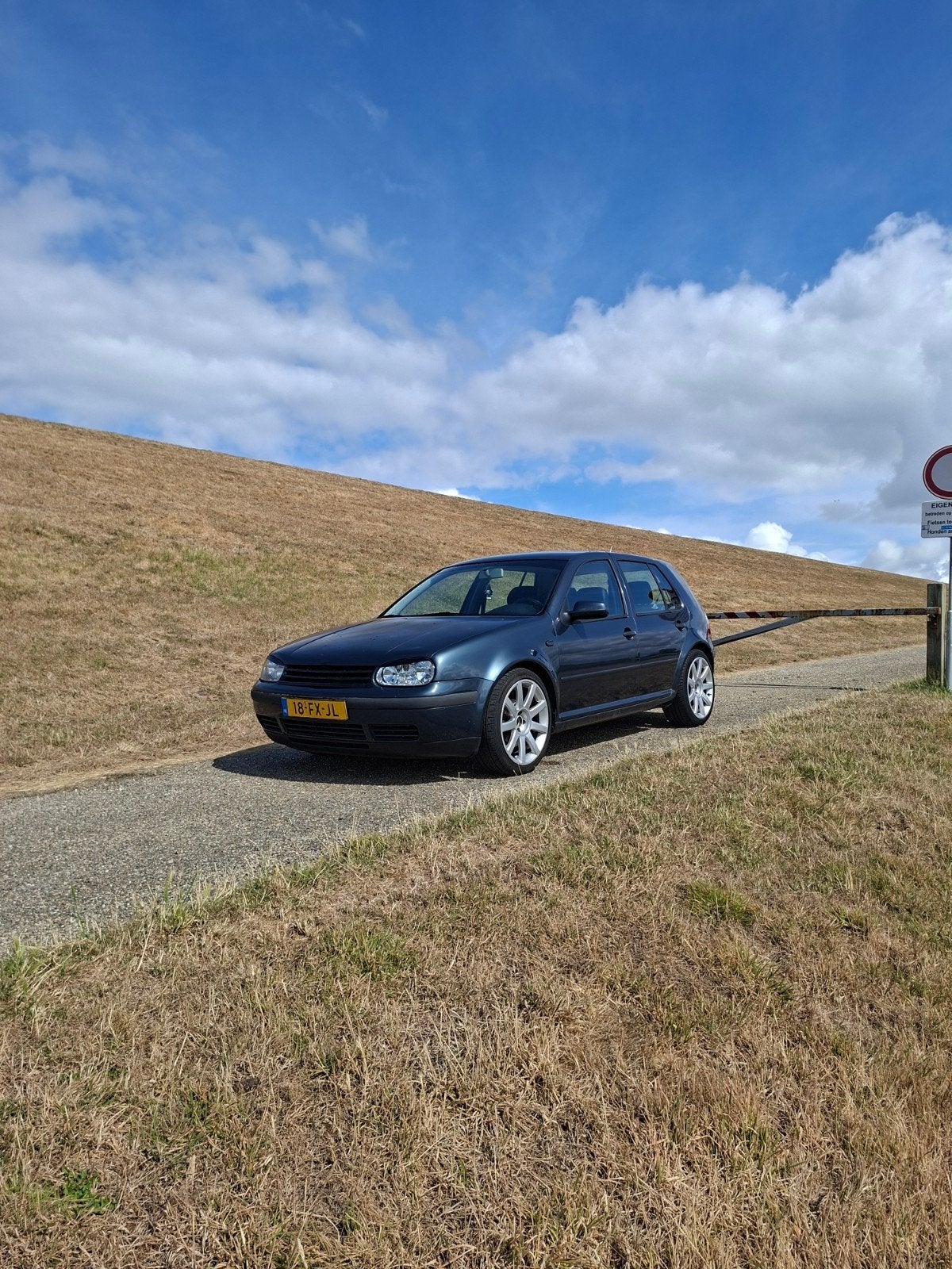 Volkswagen Golf 1.6, Auto's, Voorwielaandrijving, Blauw, 49 €/maand, 1200 kg