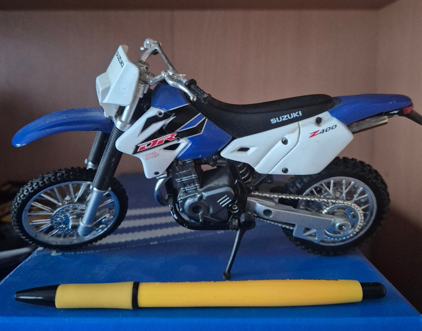 Te koop drz400s miniatuur, Ophalen, Groter dan 1:32, Overige merken