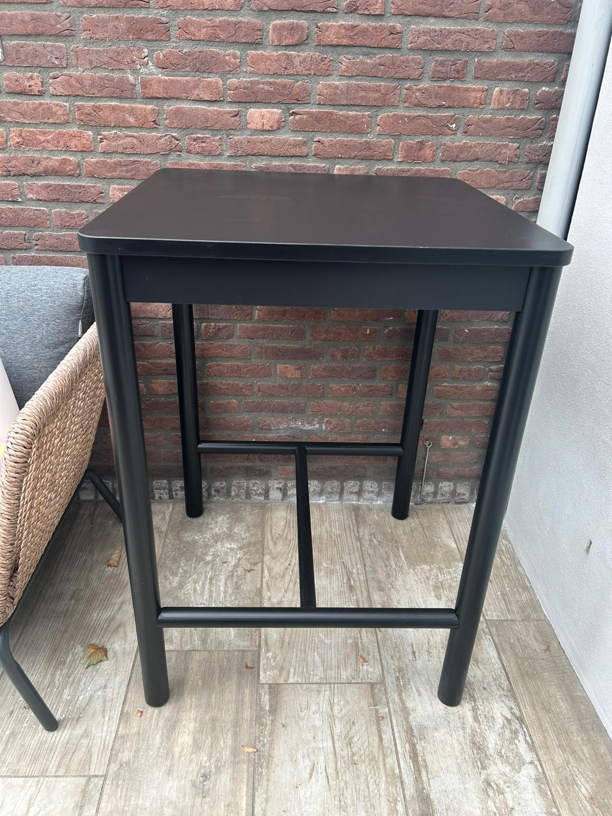 Bartafel Rönninge Ikea zwart, Huis en Inrichting, Tafels | Statafels, Ophalen, Zo goed als nieuw