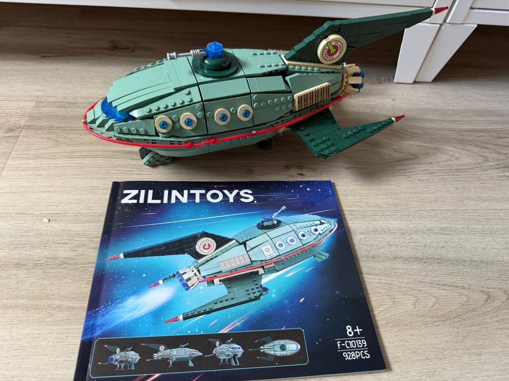 Zilin Toys Futurama Planet Express Spaceship, Verzamelen, Ophalen of Verzenden, Nieuw, Tv, Actiefiguur of Pop