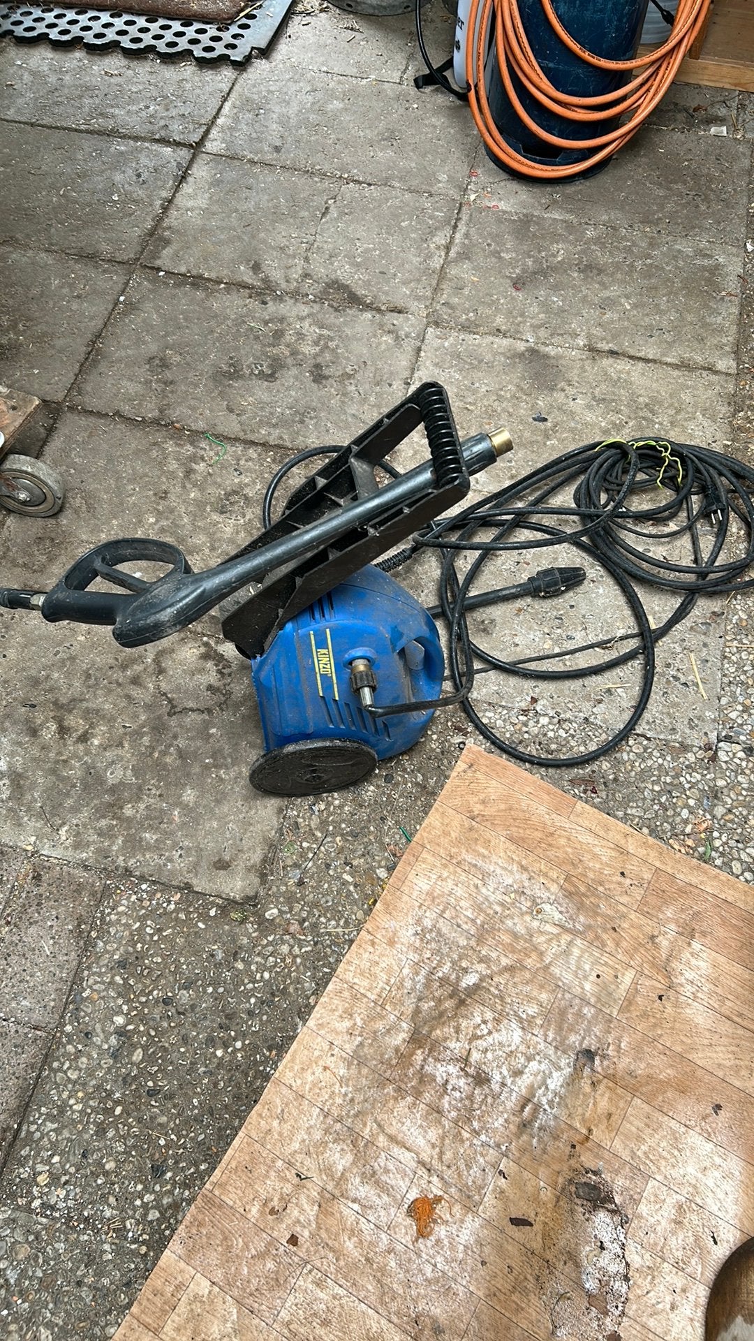 Kinzo hoge druk reiniger, Ophalen, Zo goed als nieuw, Elektrisch