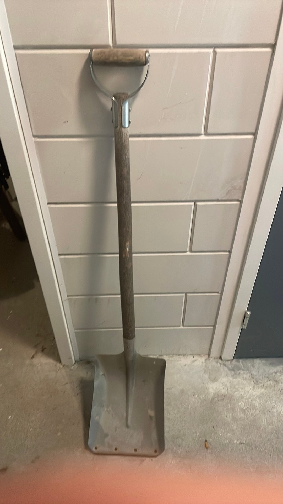 Cement schep, Ophalen, Zo goed als nieuw, Schop
