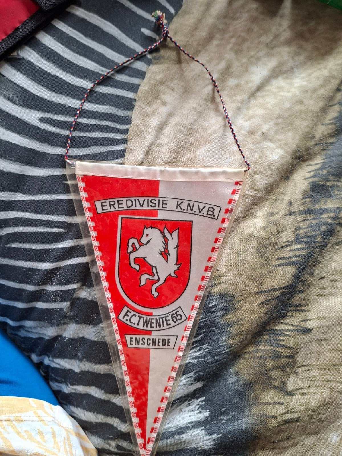 oud FC Twente vaantje, Ophalen of Verzenden, Zo goed als nieuw