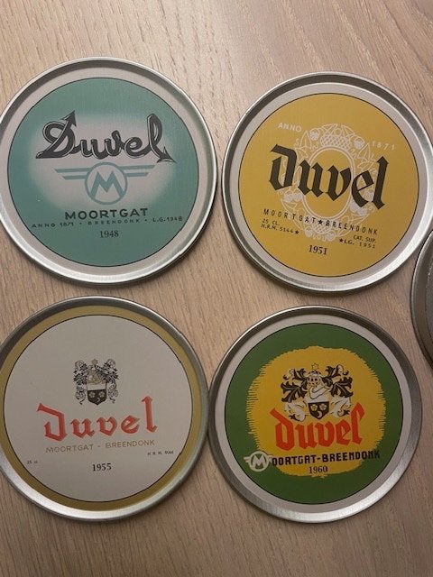 Duvel onderzetters  4 st ( 1 set ), Verzamelen, Biermerken, Ophalen of Verzenden, Zo goed als nieuw, Overige typen, Duvel