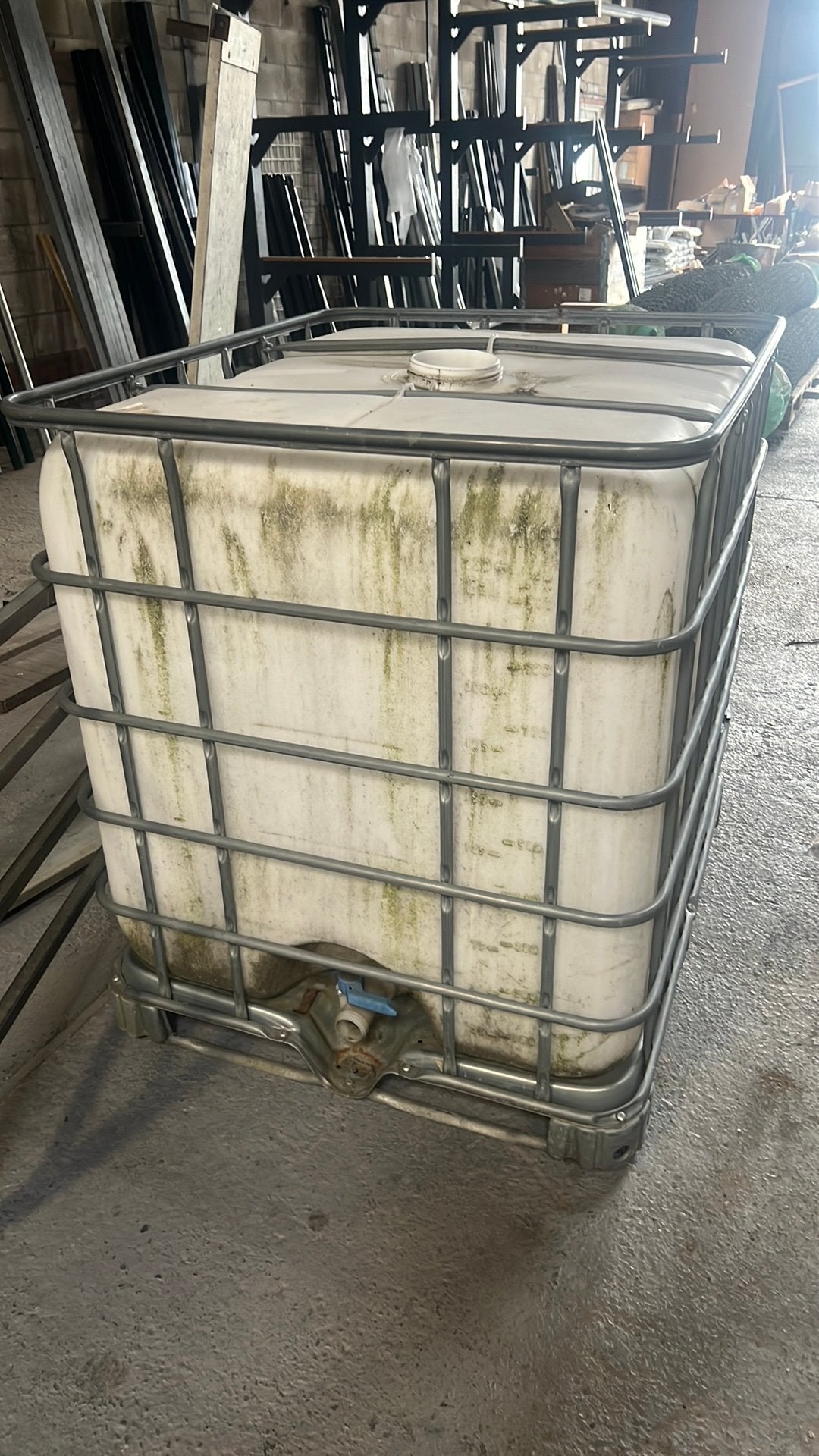 Ibc 1000l, 150 liter of meer, Ophalen, Zo goed als nieuw