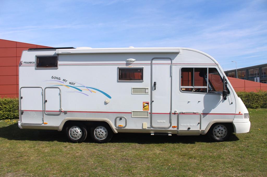 Frankia 2.5 Tdi ,(motor) Airco, Cruise Control, B-rijbewijs., Bedrijf, Tot en met 5, Overige merken, Integraal